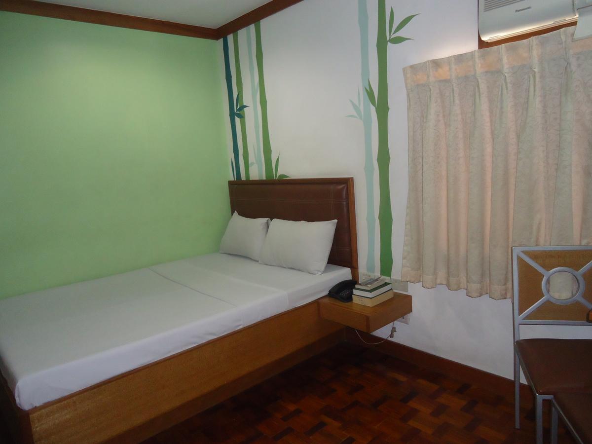 Park Bed And Breakfast Hotel Pasay Μανίλα Εξωτερικό φωτογραφία